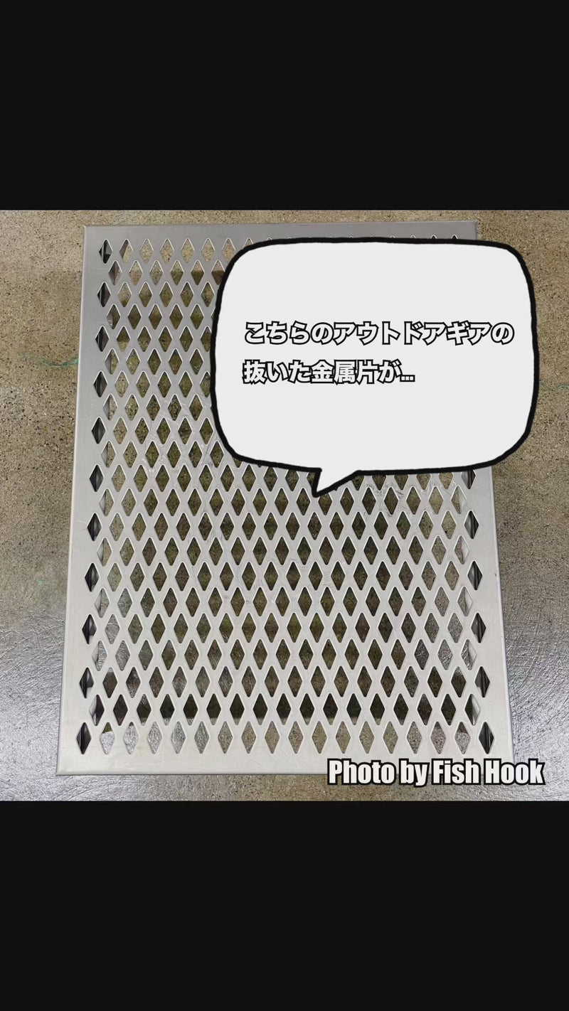 Load and play video in Gallery viewer, 笑's × Fish Hook 焚き火スプーン / SHO's × Fish Hook Bonfire Spoon