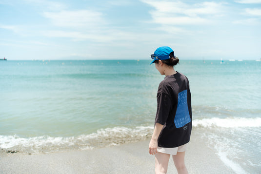 amuca｜Buddy T-shirt｜廃漁網アップサイクル バックプリントTシャツ