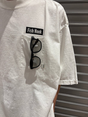 【ご予約製品】（2026年春お届け予定）amu × Fish Hook amuca®素材のコラボ Tシャツ